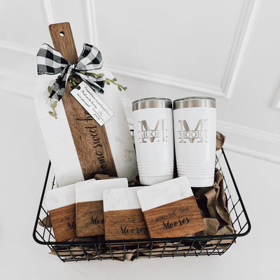 Impress your clients and stand out as a top Realtor with custom closing gifts! Welcome home buyers and sellers with a personalized gift basket or set, customizable to their taste. Make a lasting impression and enhance your client experience 